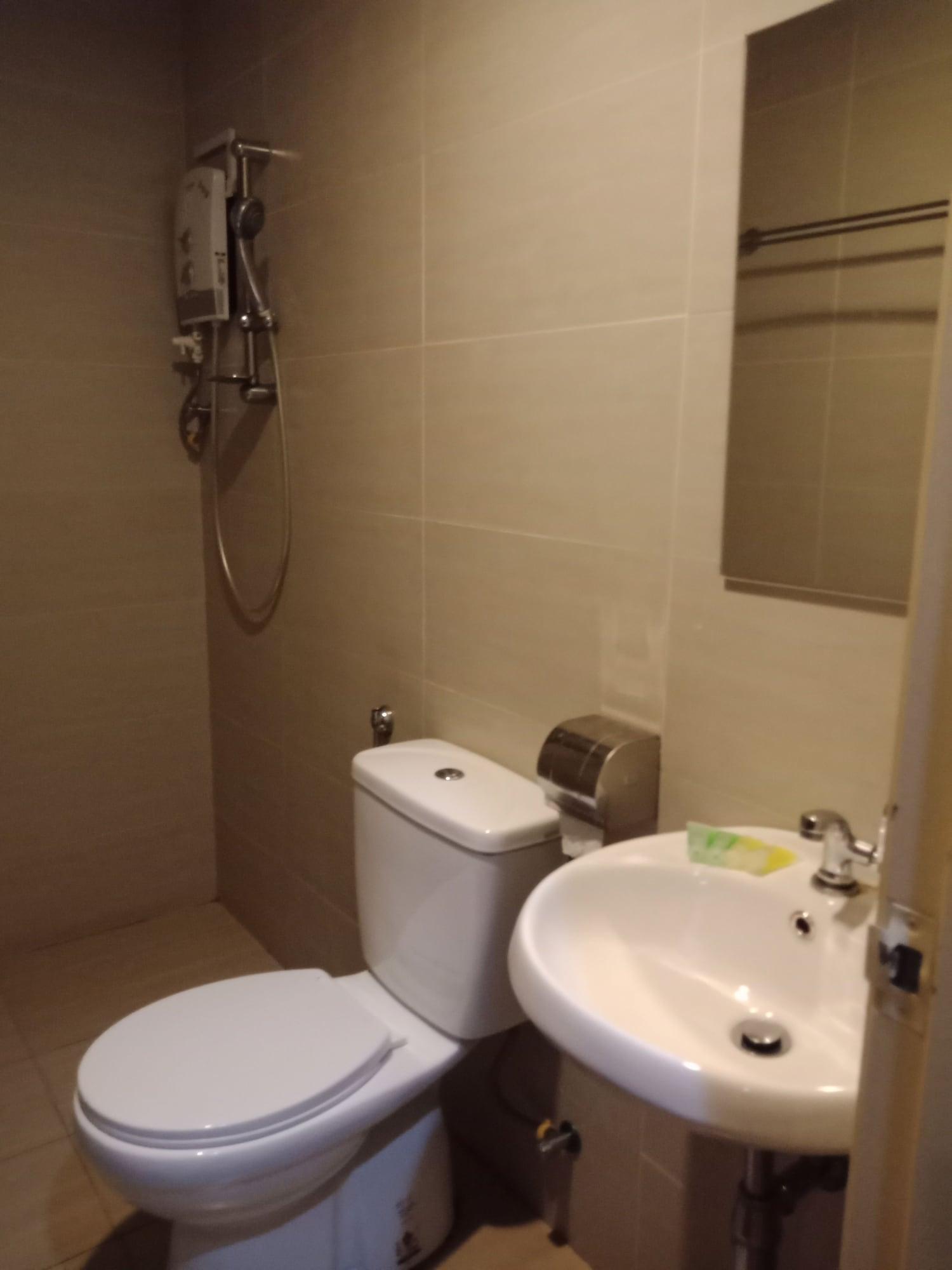 Hotel Zamburger Bukit Segar Черас Екстер'єр фото