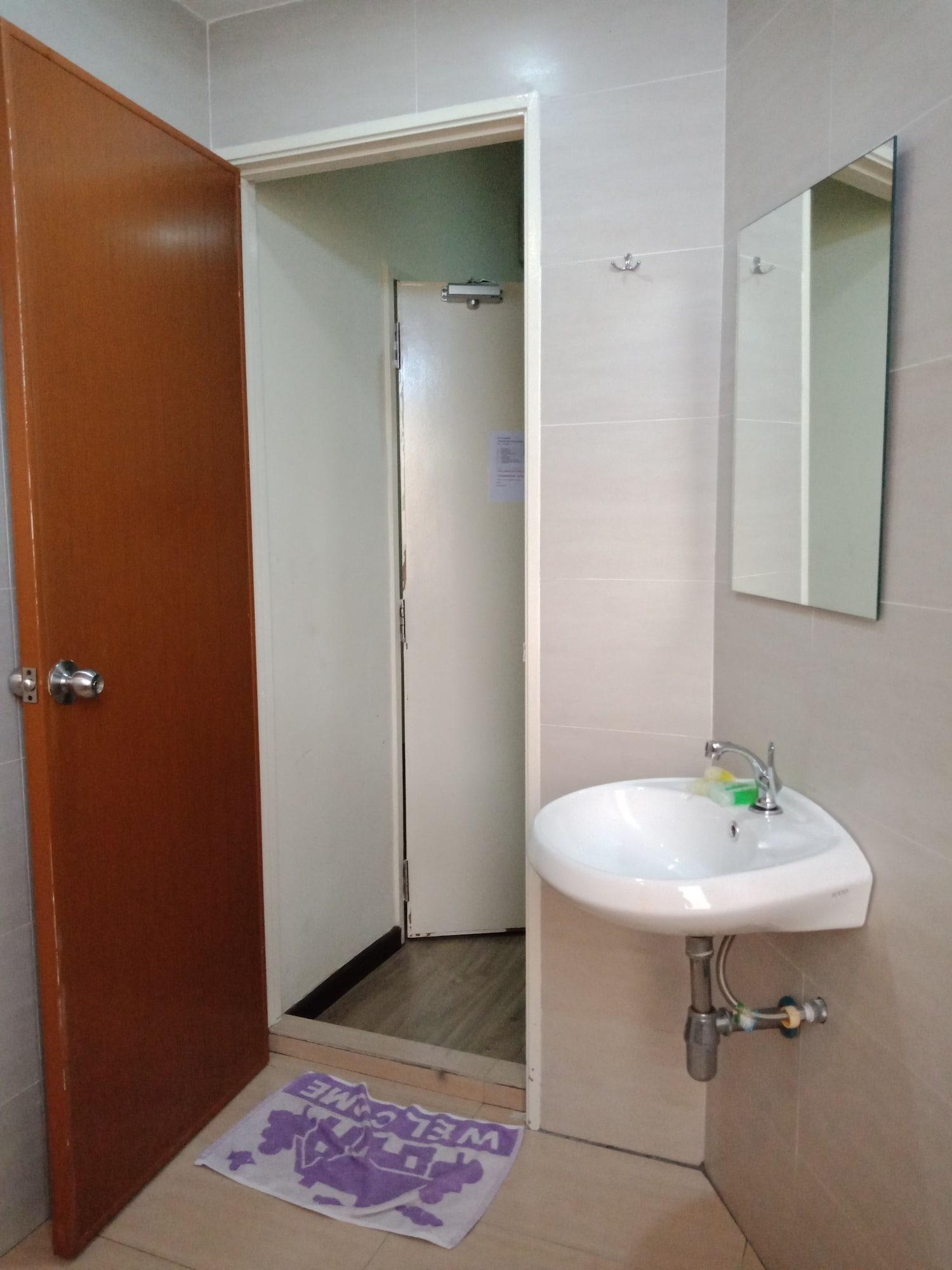 Hotel Zamburger Bukit Segar Черас Екстер'єр фото